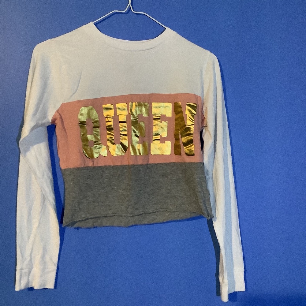 On  Fire Top “QUEEN” Long Sleeved Crop Top Size S
